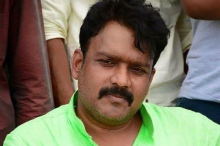 फरार आमदार रमेश कदम अटकेत, २५ ऑगस्टपर्यंत पोलीस कोठडी फरार आमदार रमेश कदम अटकेत, २५ ऑगस्टपर्यंत पोलीस कोठडी