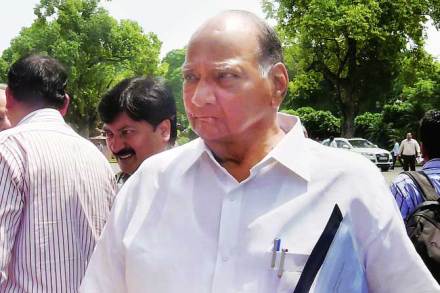 पवारांचे चहापान पवारांचे चहापान