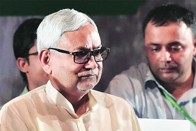 राज्यपाल नियुक्तीचा निर्णय एकतर्फी