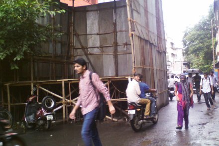 Illegal Navratri Mandal, अनधिकृत मंडप