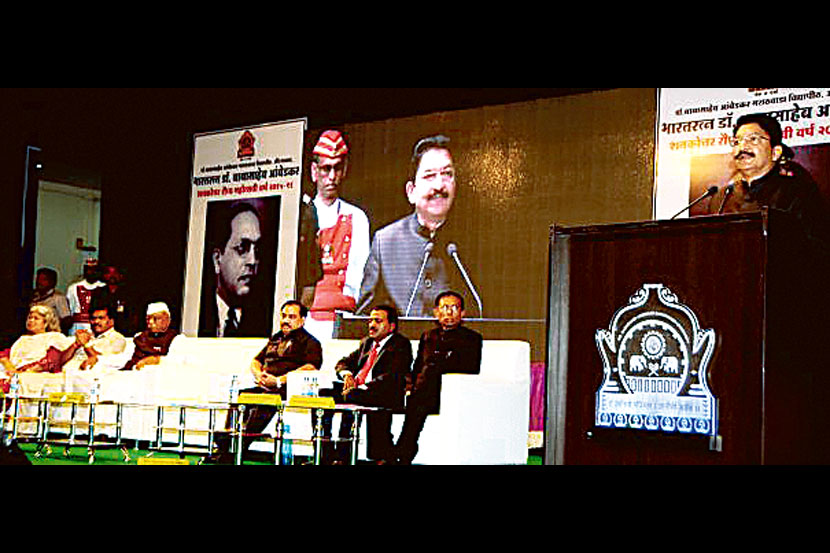 राज्यपालांची सूचना पुढचे दशक जलसंधारणाचे! राज्यपालांची सूचना पुढचे दशक जलसंधारणाचे!