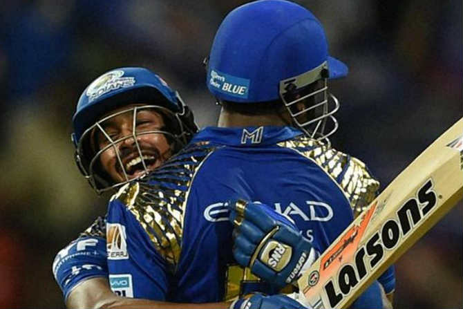 IPL 2019 MI vs SRH : ‘सुपर’ विजयासह मुंबई ‘प्ले-ऑफ्स’ फेरीत; हैदराबाद पराभूत