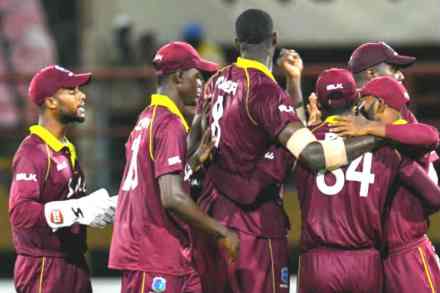 IND vs WI : विंडीजची भारतावर मात, मालिकेतील ‘होप’ जिवंत