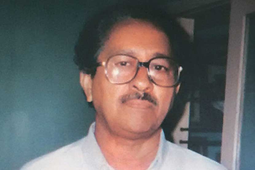 टीकाकारांच्या दबावामुळे बशीर यांचे ‘रामायणा’वरील स्तंभलेखन बंद टीकाकारांच्या दबावामुळे बशीर यांचे ‘रामायणा’वरील स्तंभलेखन बंद
