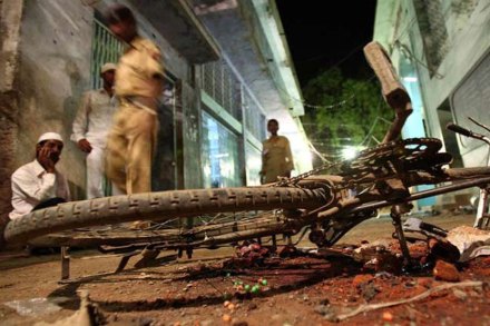 मालेगाव बॉम्बस्फोट प्रकरणी याचिकेवर सुनावणीतून न्यायाधीशांची माघार मालेगाव बॉम्बस्फोट प्रकरणी याचिकेवर सुनावणीतून न्यायाधीशांची माघार