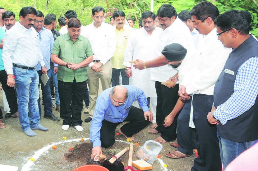 शाही पर्वणीत भाविकांच्या सुरक्षिततेसाठीच कडेकोट बंदोबस्त शाही पर्वणीत भाविकांच्या सुरक्षिततेसाठीच कडेकोट बंदोबस्त