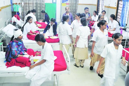 प्रशिक्षणार्थी परिचारिकेचा मृत्यू; विद्यार्थिनींचा रुग्णालयात गोंधळ