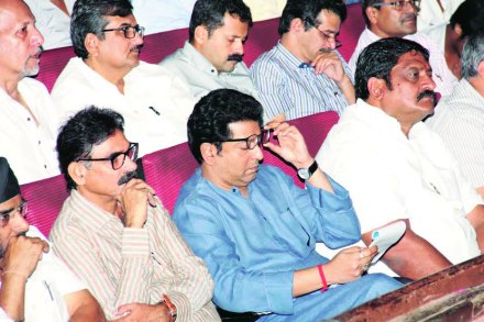 तक्रारी केल्या, आता कौतुकही करा