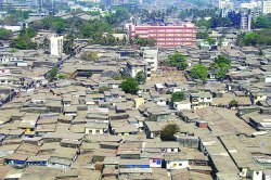 श्रीमंतांपासून गरिबांची घरे चार हात लांब! ‘परवडणाऱ्या घरां’च्या योजनेत बिल्डरधार्जिणे बदल