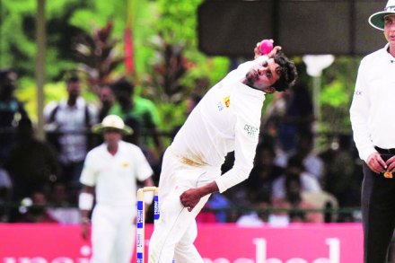 कौशल संशयाच्या भोवऱ्यात कौशल संशयाच्या भोवऱ्यात