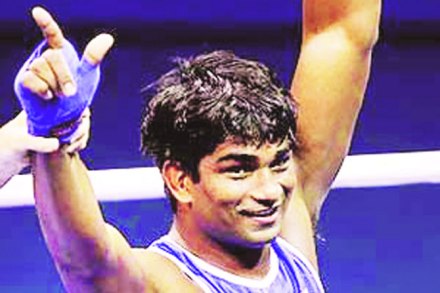 आशियाई अजिंक्यपद बॉक्सिंग स्पर्धा : सतीश जागतिक अजिंक्यपद स्पध्रेसाठी पात्र ;उपांत्य फेरीत दिमाखात प्रवेश आशियाई अजिंक्यपद बॉक्सिंग स्पर्धा : सतीश जागतिक अजिंक्यपद स्पध्रेसाठी पात्र ;उपांत्य फेरीत दिमाखात प्रवेश