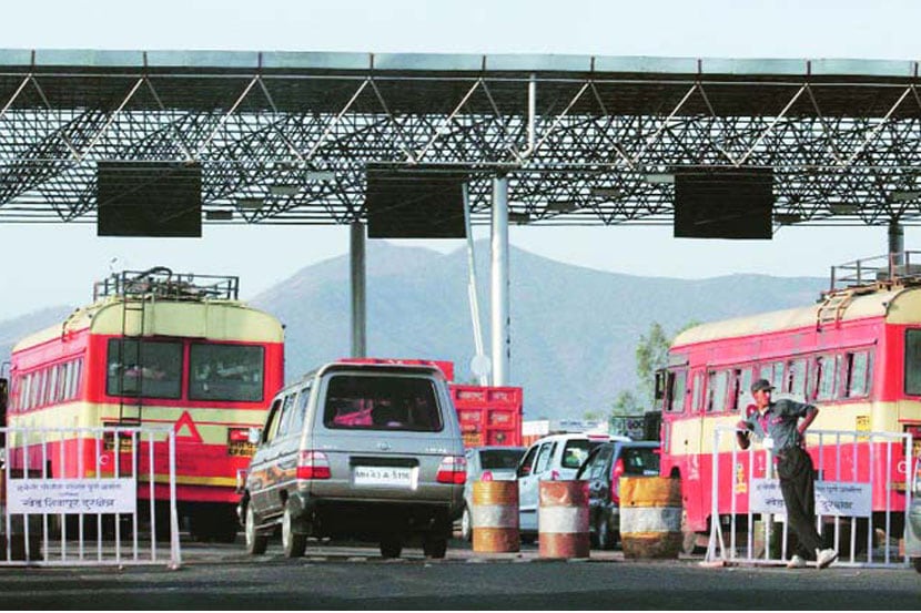 बेमुदत संप, सणांच्या पार्श्वभूमीवर समूह, मिरवणुकांवर बंदी