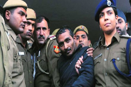 दिल्ली बलात्कारप्रकरणी आरोपीचा निदरेष असल्याचा दावा