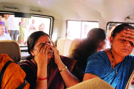 माजी महापौर कल्पना पांडेंना लाच मागितल्याप्रकरणी अटक