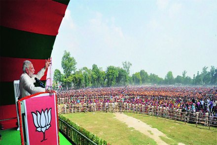 PM Narendra Modi hits back at Nitish Kumar,,Nitish Kumar,Pm Modi,बिहारचे मुख्यमंत्री नितीशकुमार,पंतप्रधान नरेंद्र मोदी