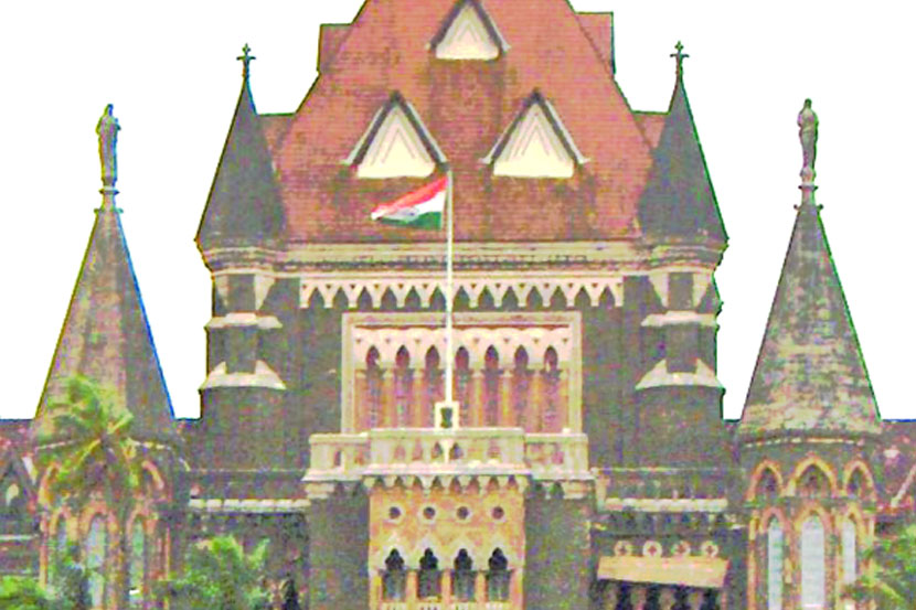 त्या दरम्यान याचिकेमध्ये एक मध्यस्थी अर्ज दाखल करून नागपुरातील सुपरस्पेशालिटी या शासकीय रुग्णालयात कर्मचाऱ्यांचा तुटवडा असून कर्मचारी भरती करण्यात यावी, अशी मागणी करण्यात आली.