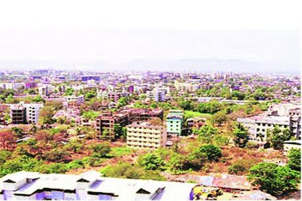 विविध भागांतून येथे स्थायिक झालेल्या रहिवाशांना या भूमिपुत्रांनी नेहमीच भाडेकरू म्हणून संबोधले.