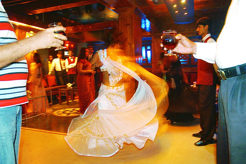 डान्सबार, dance-bar