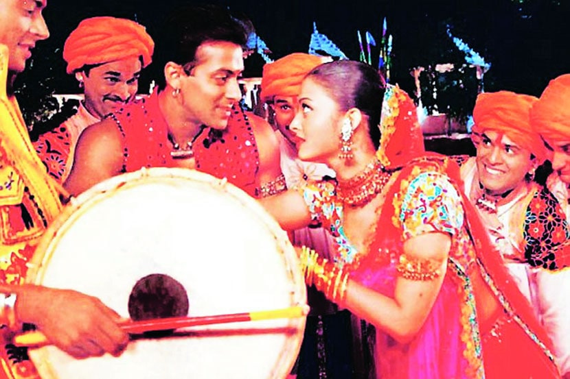 famous garba songs