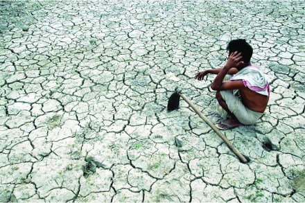 शासनाच्या मापदंडावरच प्रश्नचिन्ह; अनेक गावातील पिके बुडाली