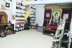 निरोपानंतरही घरात पाचशे गणेशमूर्तीचे वास्तव्य