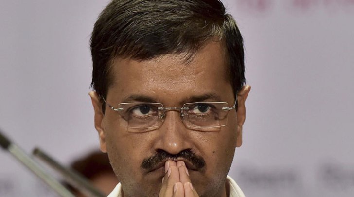 दादरीत जाण्यापासून रोखल्याने अरविंद केजरीवाल संतप्त