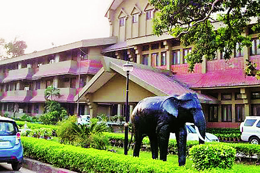Kerala House over beef in menu,केरळ हाऊसमध्ये गोमांस,दिल्लीतील केरळ हाऊसमध्ये गोमांस