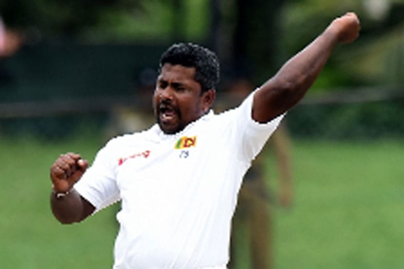 श्रीलंकेचे कसोटी मालिकेत निभ्रेळ यश श्रीलंकेचे कसोटी मालिकेत निभ्रेळ यश