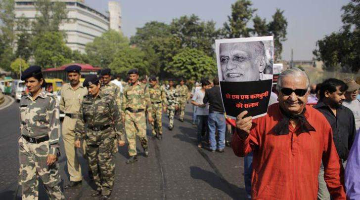 साहित्य अकादमीकडून कलबुर्गी हत्येचा निषेध, साहित्यिकांना पुरस्कार परत स्विकारण्याचे आवाहन