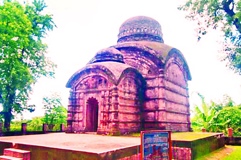पर्यटकांना लुभावणारा ‘त्रिपुरा’