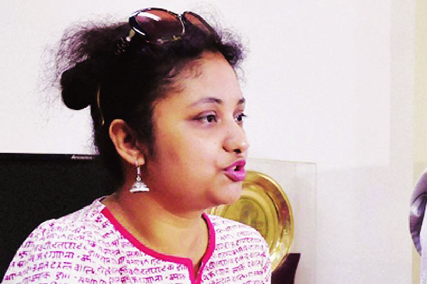 घरगुती हिंसाचार प्रकरणी तडजोडीस भारतींच्या पत्नीचा नकार घरगुती हिंसाचार प्रकरणी तडजोडीस भारतींच्या पत्नीचा नकार