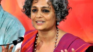 Arundhati roy, Award Wapsi, Intolerance, India, Loksatta, Loksatta news, Marahti, Marahti news
