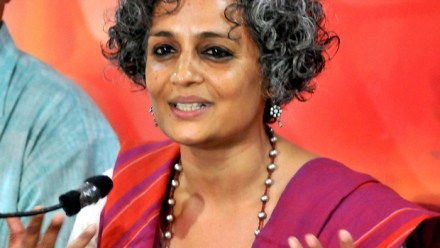 Arundhati roy, Award Wapsi, Intolerance, India, Loksatta, Loksatta news, Marahti, Marahti news