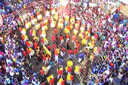 डोंबिवलीत तरुणाईचा जल्लोष डोंबिवलीत तरुणाईचा जल्लोष