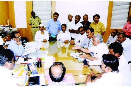 विकासकामे करण्याची ‘राष्ट्रवादी’ची मागणी