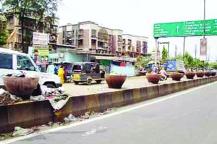 वाहतूक विभागाने मध्यंतरी केलेल्या एका सर्वेक्षणानुसार मुंब्रा जंक्शन येथून सकाळच्या वेळेत प्रति तास सुमारे दहा हजार तर शीळ फाटा जंक्शन येथून १२ हजारांहून अधिक वाहनांची ये-जा असते.
