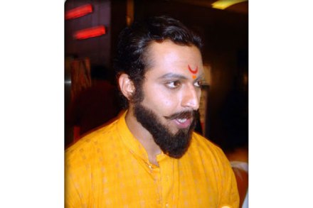 ‘शिवपुत्र संभाजी’ एक महानाटय़