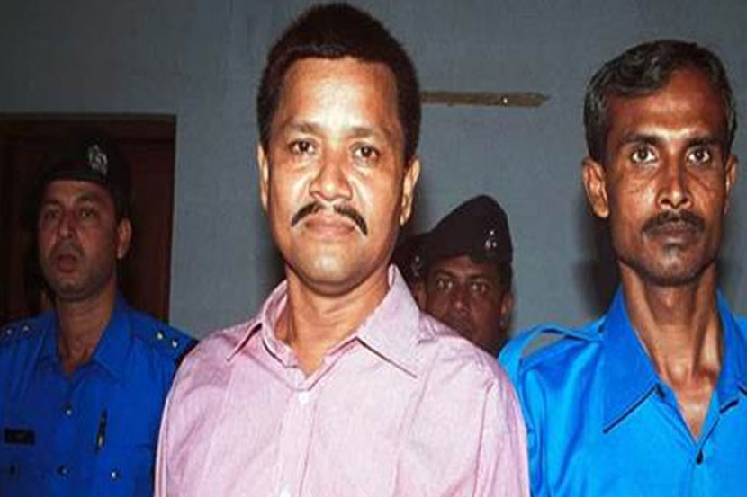 उल्फा अतिरेकी उल्फा अतिरेकी