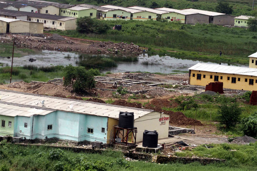 डोंबिवलीत पुन्हा बेकायदा चाळींचा सुळसुळाट डोंबिवलीत पुन्हा बेकायदा चाळींचा सुळसुळाट