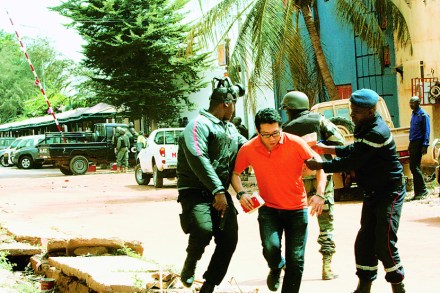 मालीमध्ये ओलिसनाटय़! मालीमध्ये ओलिसनाटय़!