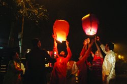 दिवाळी उत्साहात..