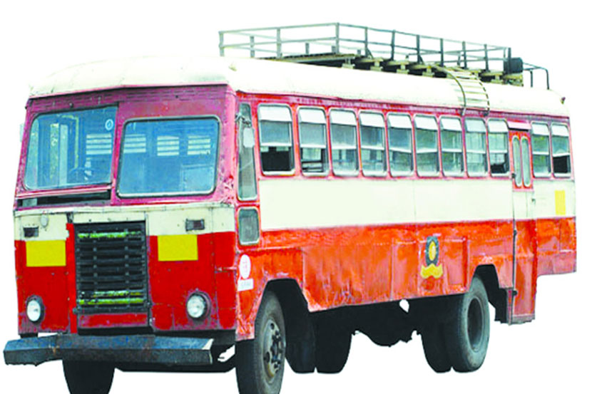 ST Bus Fares ,एसटी प्रवाशांवर भाडेवाढीचा बोजा