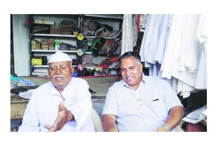 आतून मधुर मधुर व्हावे