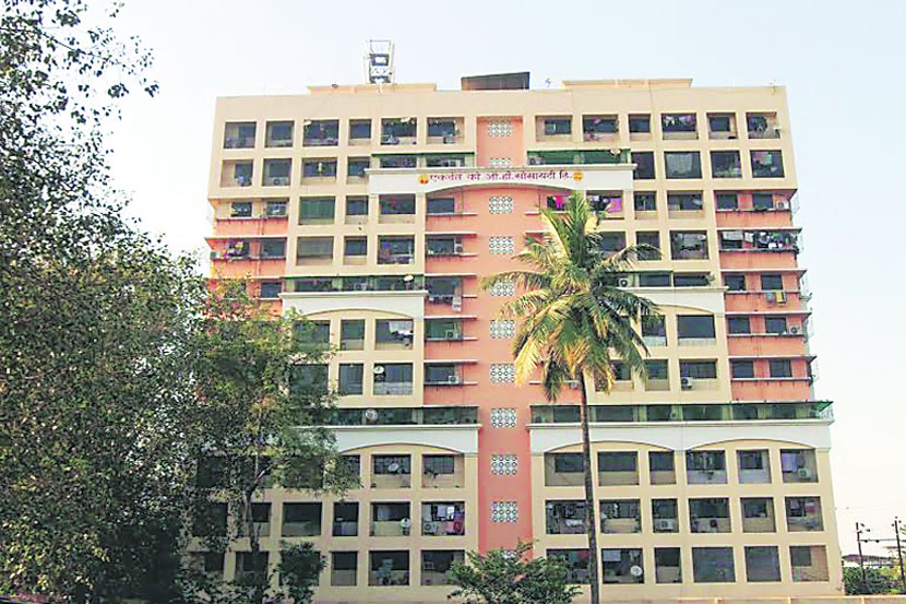 एकीचे बळ, देई सुविधांचे फळ  