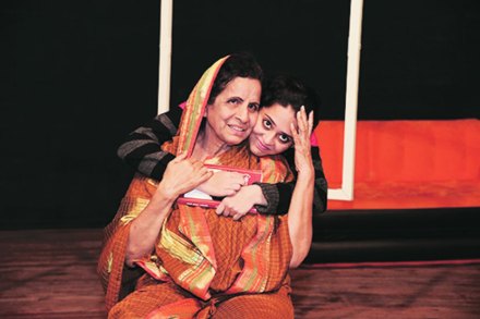 ‘लंडनच्या आजीबाई’