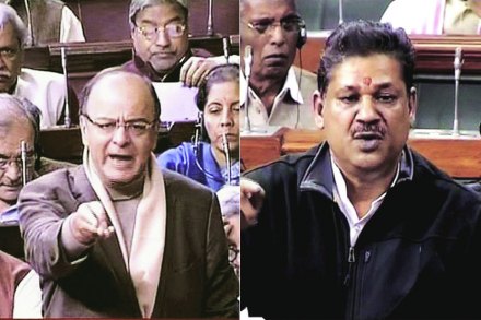 आझाद यांच्या आरोपांनी सत्ताधाऱ्यांची कोंडी