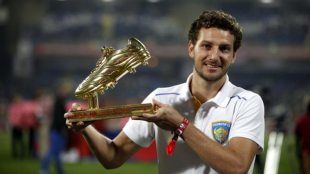 Chennaiyin FC captain Elano ,, चेन्नईच्या कर्णधाराला अटक