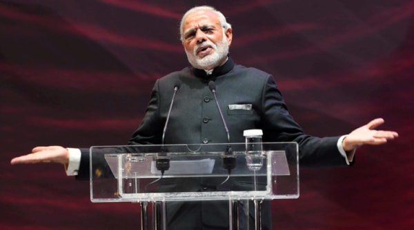 नॅशनल युथ फेस्टीव्हलसाठी युवकांनी आपले मत लिहून पाठवावे, असे आवाहन मोदींनी केले. नॅशनल युथ फेस्टीव्हलसाठी युवकांनी आपले मत लिहून पाठवावे, असे आवाहन मोदींनी केले.