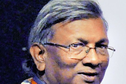 प्रसिद्ध लेखक, रंगकर्मी मुरलीधर खैरनार यांचे निधन