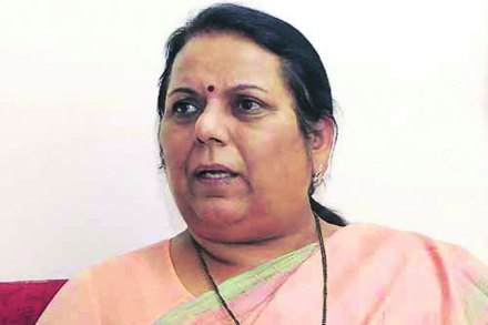 नीलम गोऱ्हेंचा गिरीश महाजनांवर खळबळजनक आरोप नीलम गोऱ्हेंचा गिरीश महाजनांवर खळबळजनक आरोप